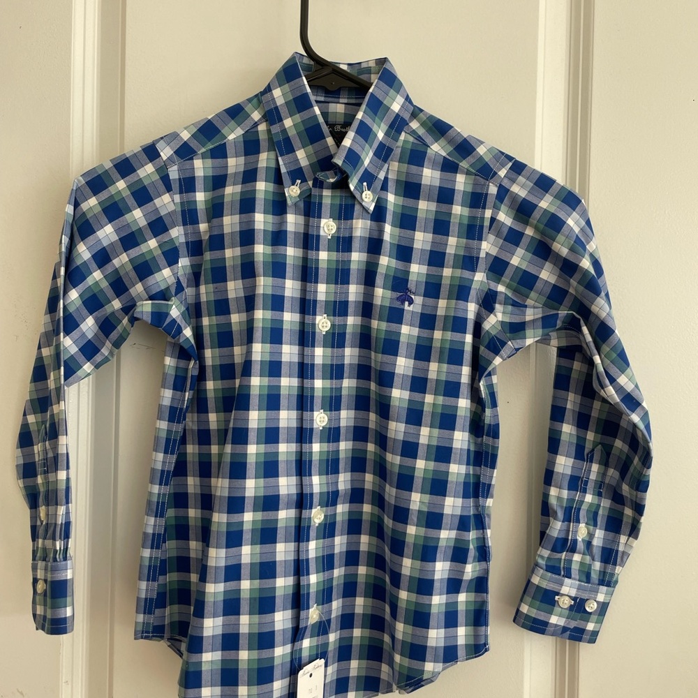 NWT Boys Blue Green and white plaid Button-Down Shirt - non-iron fabric.